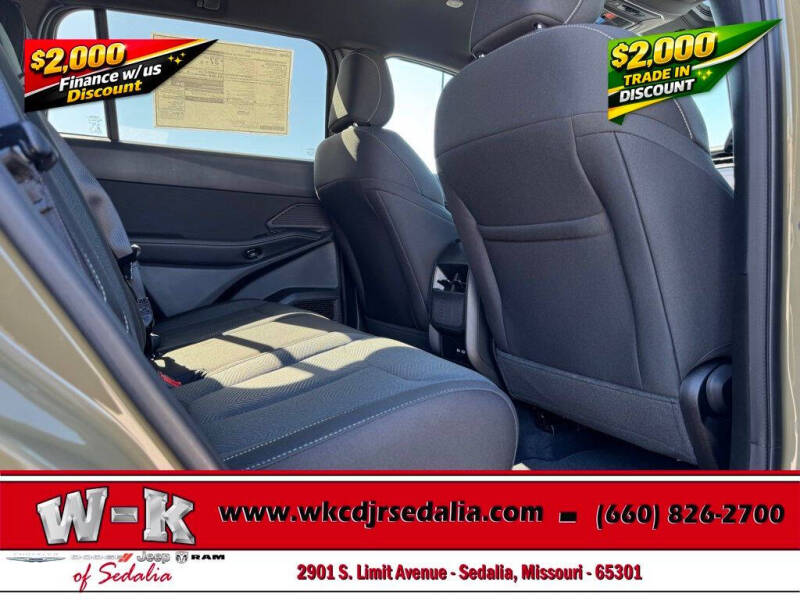 2026 Jeep Cherokee Laredo