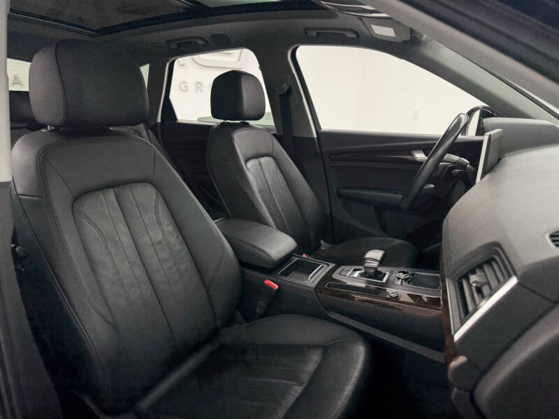 2018 Audi Q5 2.0T quattro Premium Plus