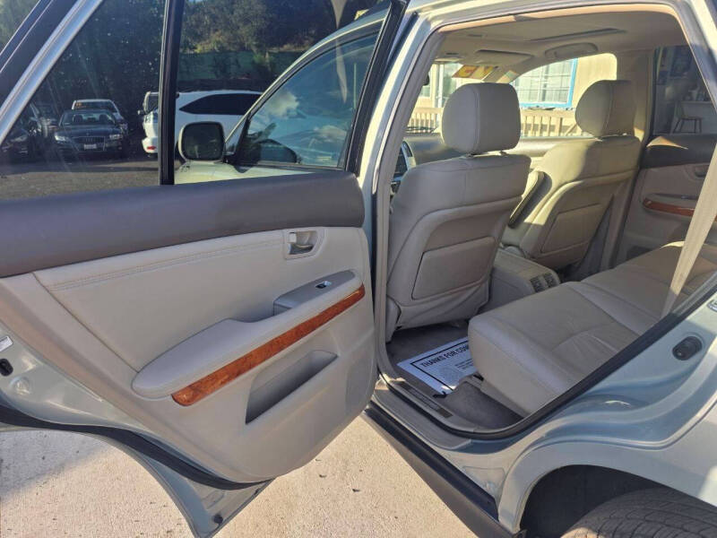 2005 Lexus RX 330