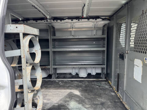 2021 Chevrolet Express 2500