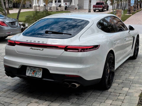 2015 Porsche Panamera S E-Hybrid