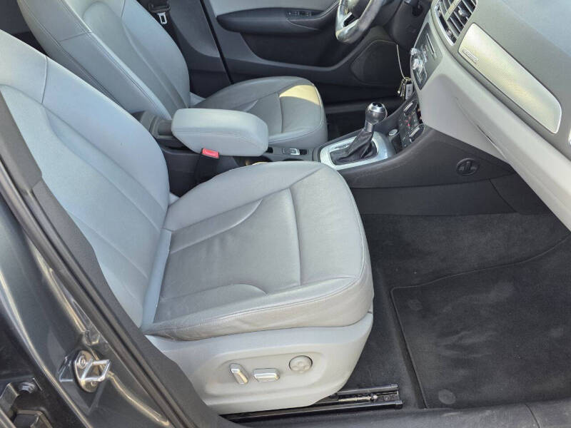 2016 Audi Q3 2.0T quattro Premium Plus