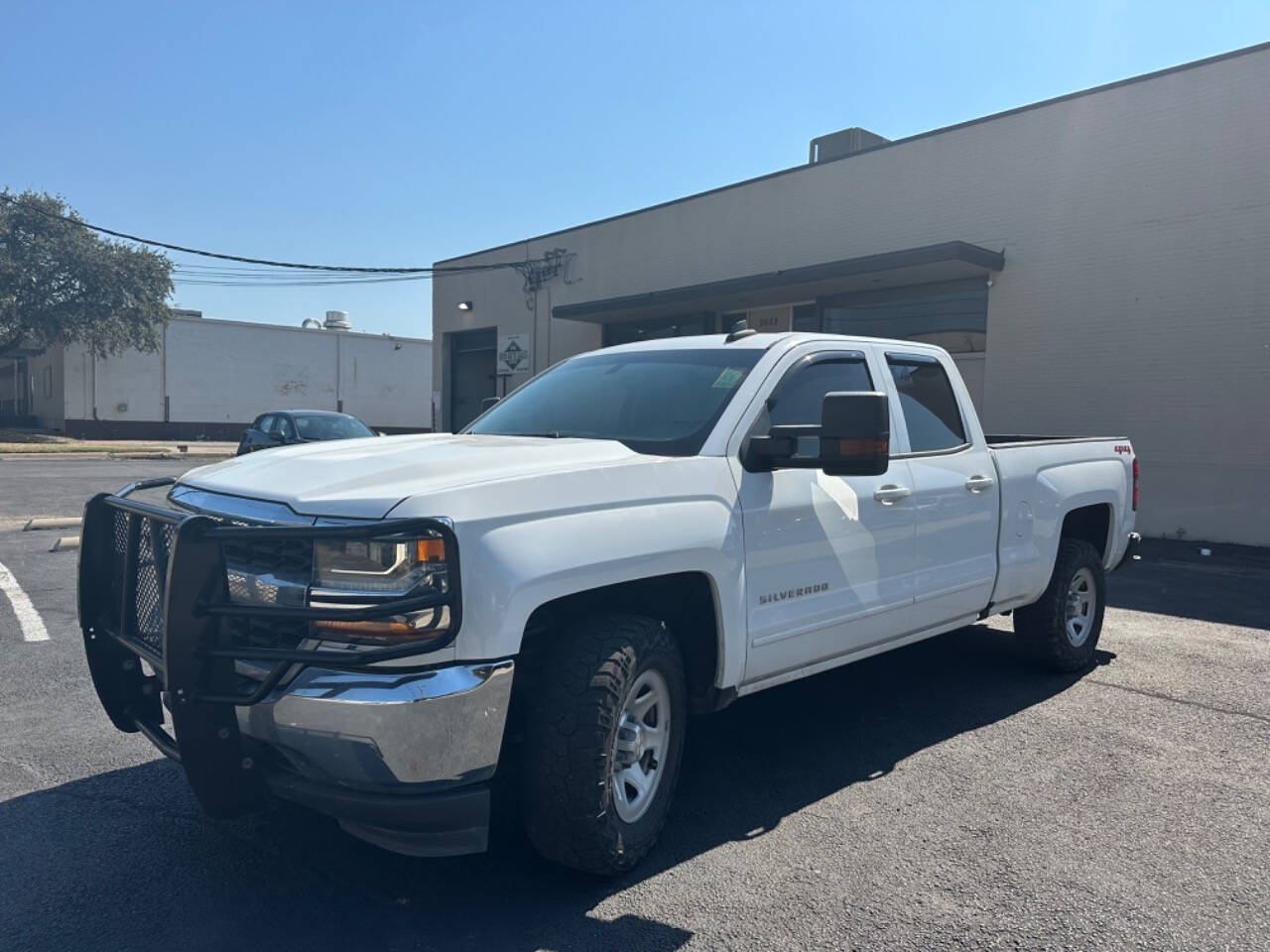 2018 Chevrolet Silverado 1500 for sale at Sarenco Auto Inc in Dallas, TX