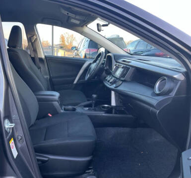 2016 Toyota RAV4 LE