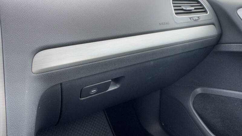 2015 Volkswagen Golf TSI SE