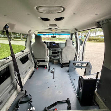 2011 Ford E-350