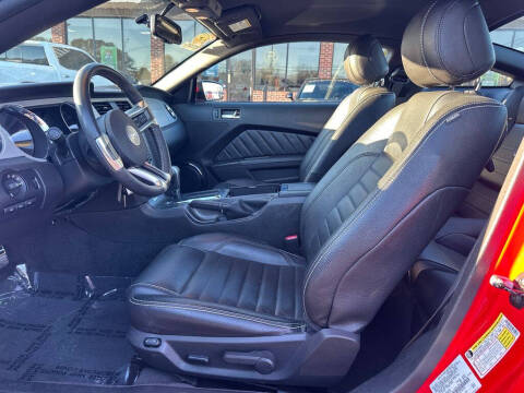 2012 Ford Mustang V6 Premium