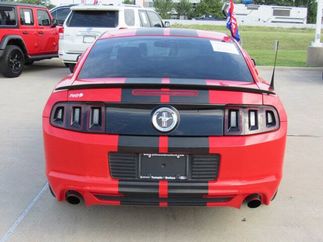 2014 Ford Mustang V6
