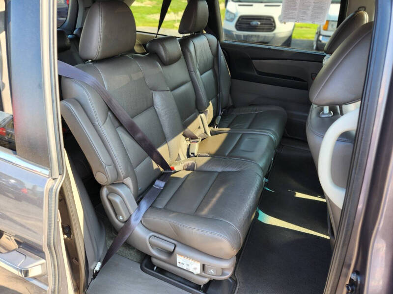 2011 Honda Odyssey EX-L w/DVD