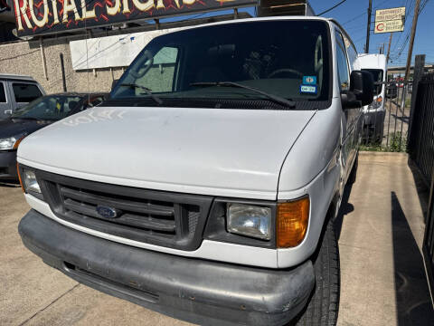 2004 Ford E-Series for sale at Best Royal Car Sales in Dallas TX