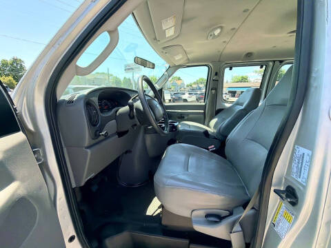 2006 Ford E-Series E-350 SD XL