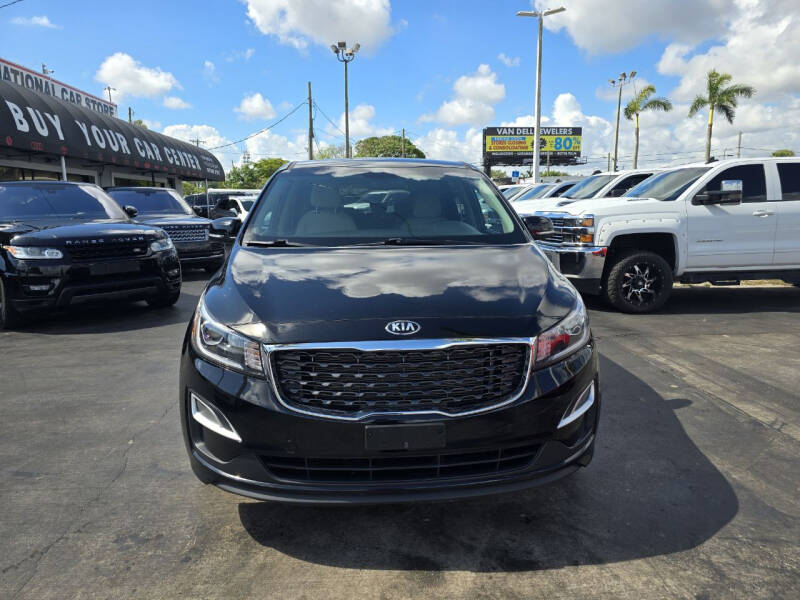 Used 2021 Kia Sedona LX with VIN KNDMB5C19M6673692 for sale in West Palm Beach, FL