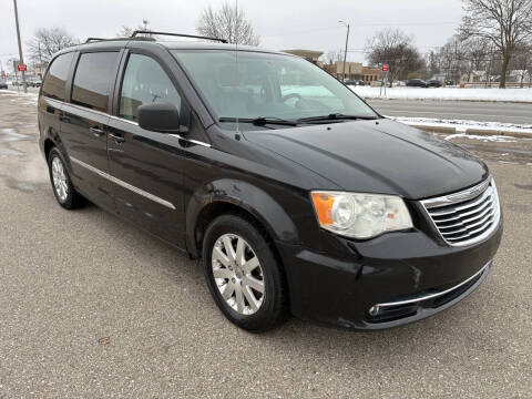 2014 Chrysler Town and Country Touring