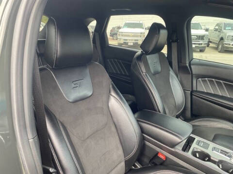 2023 Ford Edge ST