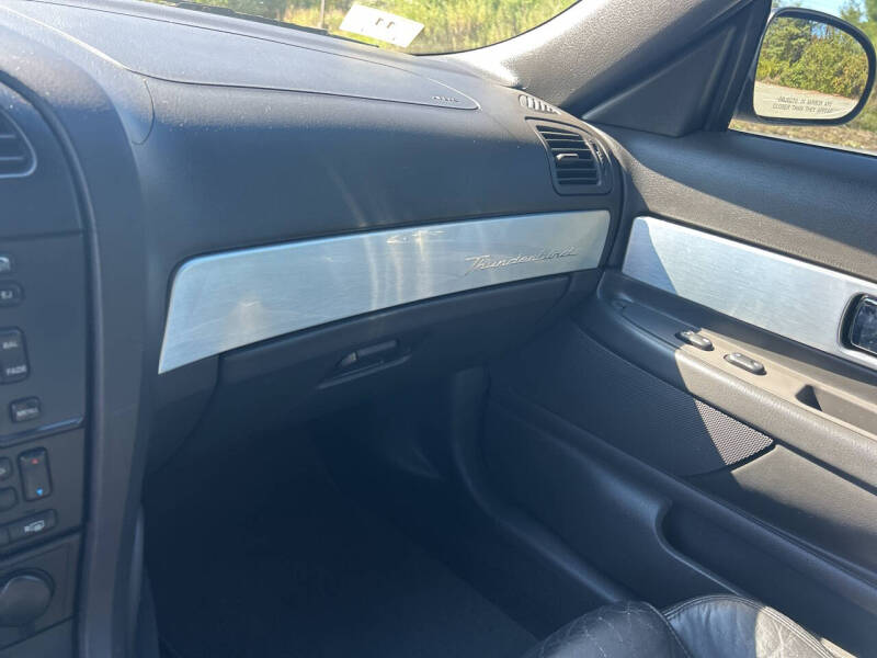 2002 Ford Thunderbird Deluxe