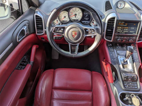 2016 Porsche Cayenne Turbo