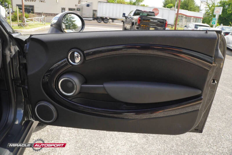 2011 MINI Cooper John Cooper Works