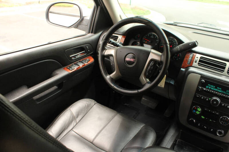 2014 GMC Yukon XL SLT