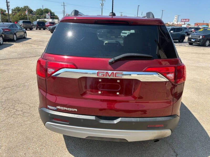 2017 GMC Acadia SLE-2