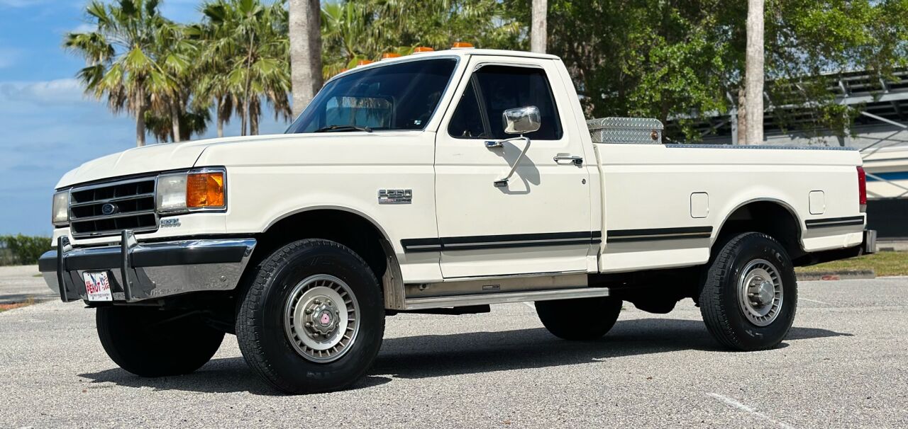 1990 Ford F-250 44