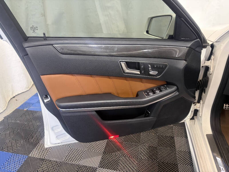 2014 Mercedes-Benz E-Class E 63 AMG S-Model