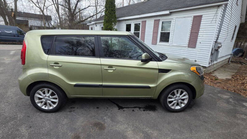 2012 Kia Soul +