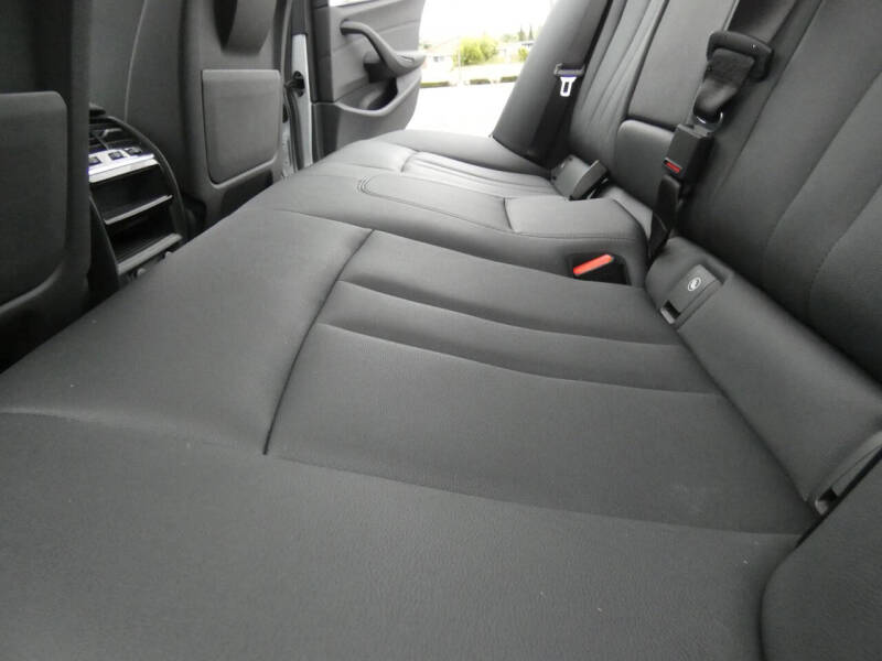 2019 BMW 5 Series 530i