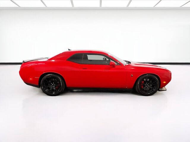2018 Dodge Challenger 392 HEMI Scat Pack Shaker