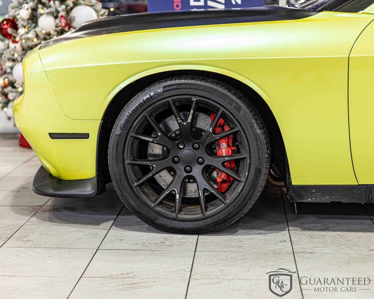 2015 Dodge Challenger SRT 392