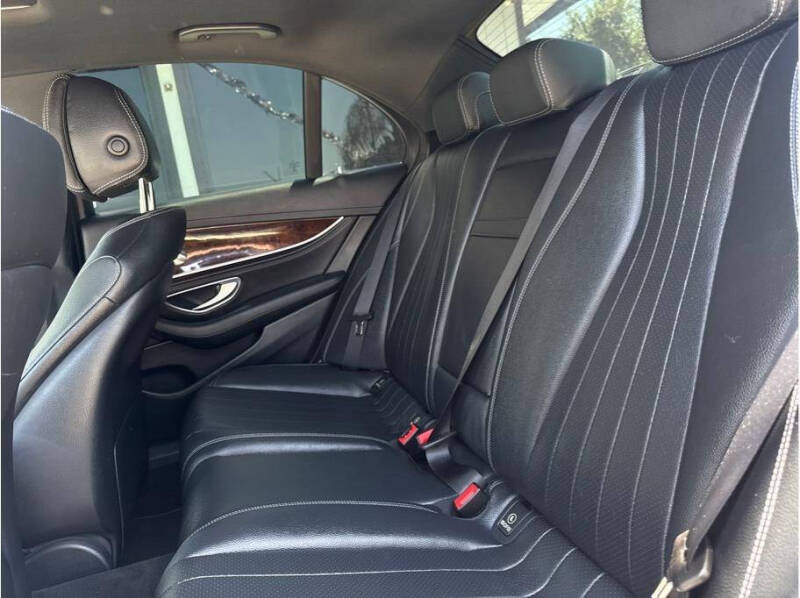 2017 Mercedes-Benz E-Class E 300 4MATIC