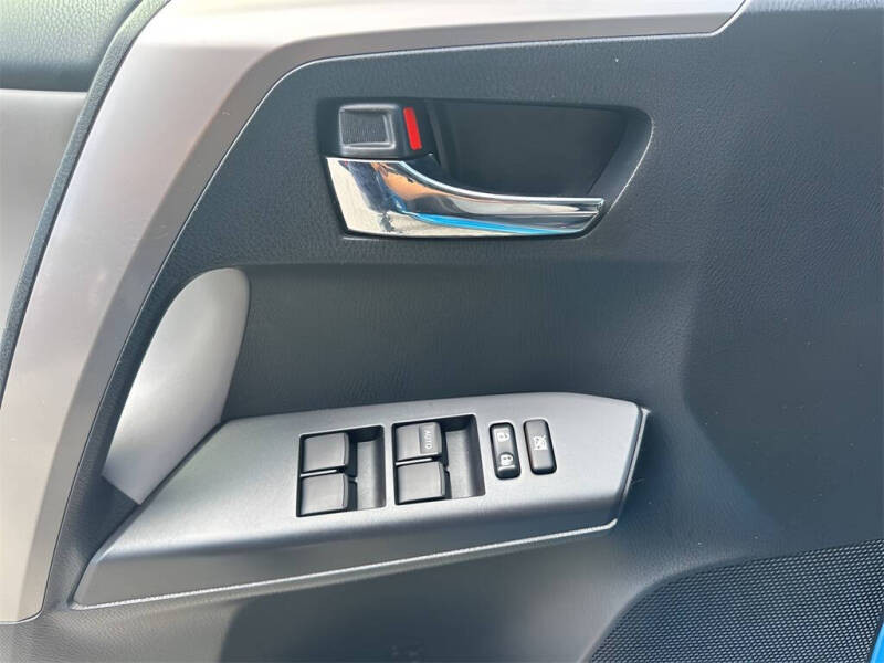 2018 Toyota RAV4 Hybrid XLE