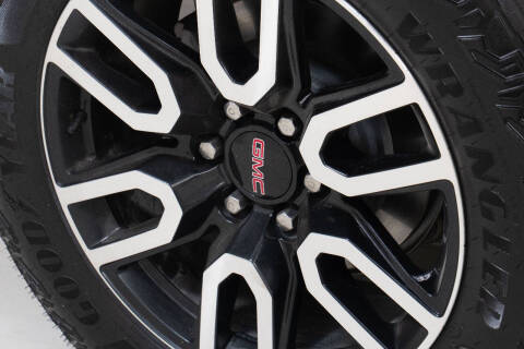 2023 GMC Yukon XL AT4