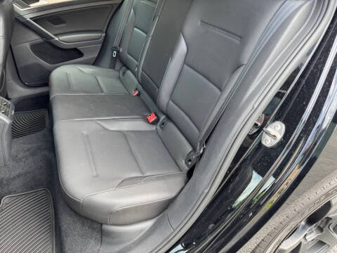 2015 Volkswagen Golf