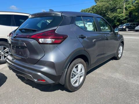 2021 Nissan Kicks S
