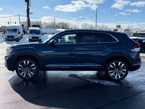 2022 Volkswagen Atlas Cross Sport V6 SEL Premium R-Line 4Motion