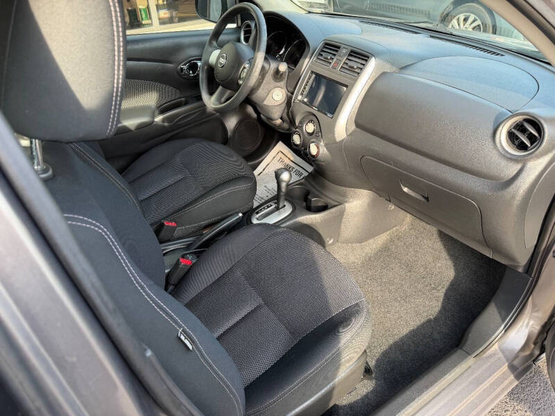 2014 Nissan Versa 1.6 SV