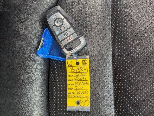 2022 Ford Escape SEL