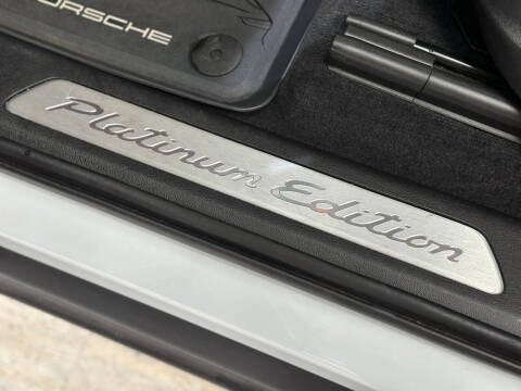 2023 Porsche Cayenne Platinum Edition
