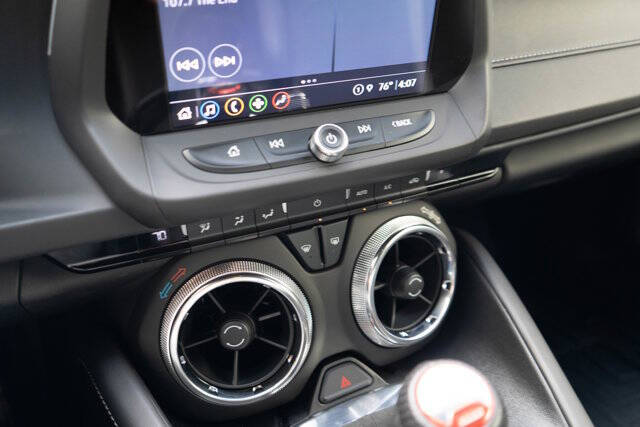 2022 Chevrolet Camaro 23