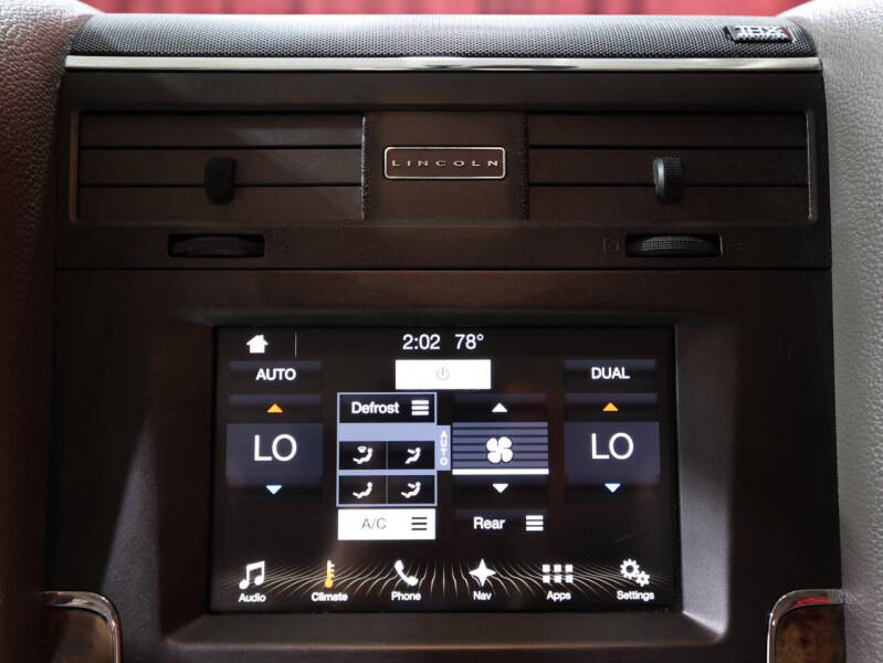 2017 Lincoln Navigator Select