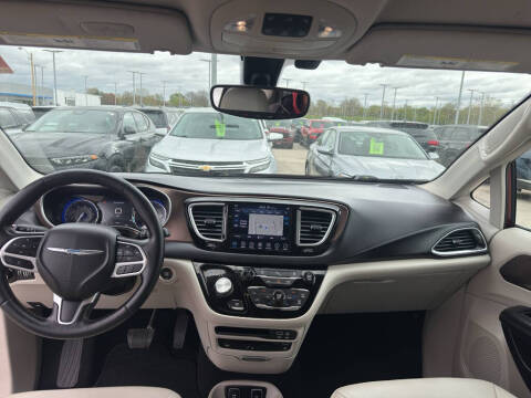 2019 Chrysler Pacifica Touring L Plus