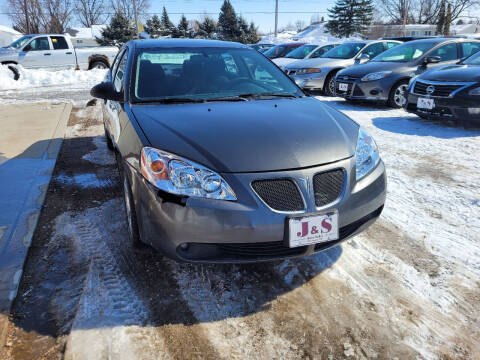 2007 Pontiac G6 for sale at J & S Auto Sales in Thompson ND