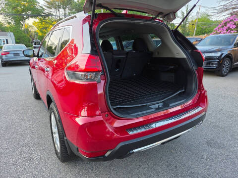 2017 Nissan Rogue SV