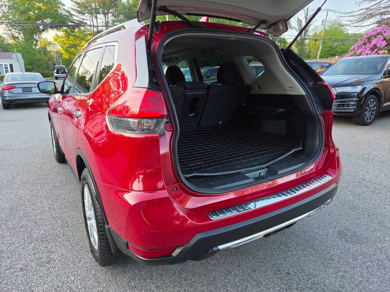 2017 Nissan Rogue SV
