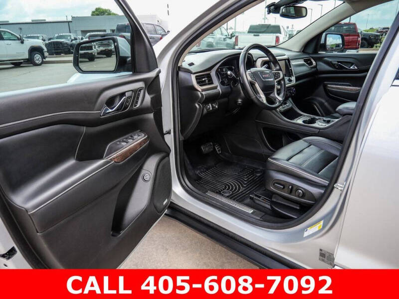 2020 GMC Acadia Denali