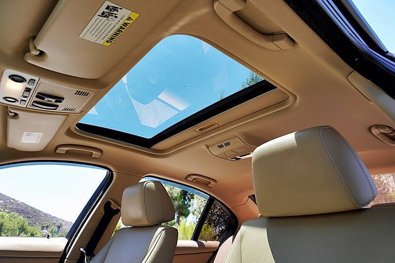 2006 BMW 3 Series 325i