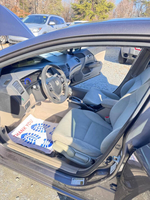 2012 Honda Civic LX's photo