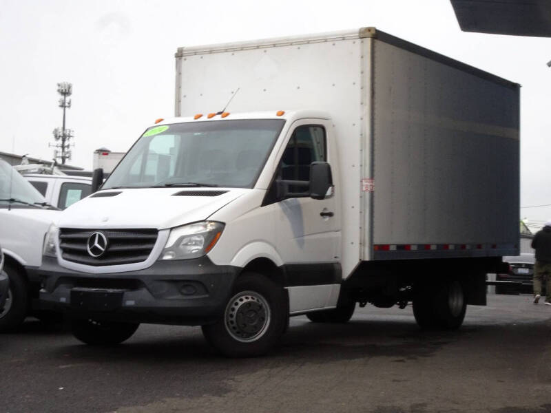 2014 Mercedes-Benz Sprinter Cab Chassis Base photo 4