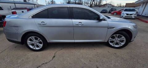 2014 Ford Taurus SEL