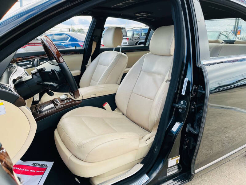 2013 Mercedes-Benz S-Class S 550 4MATIC